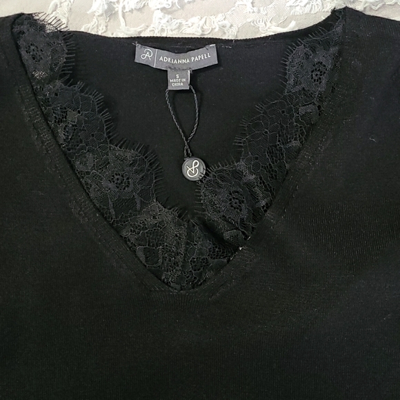 Adrianna Papell Sweaters - Adrianna Papell Sweater. V-Neck Pullover.  Size Small.  Black